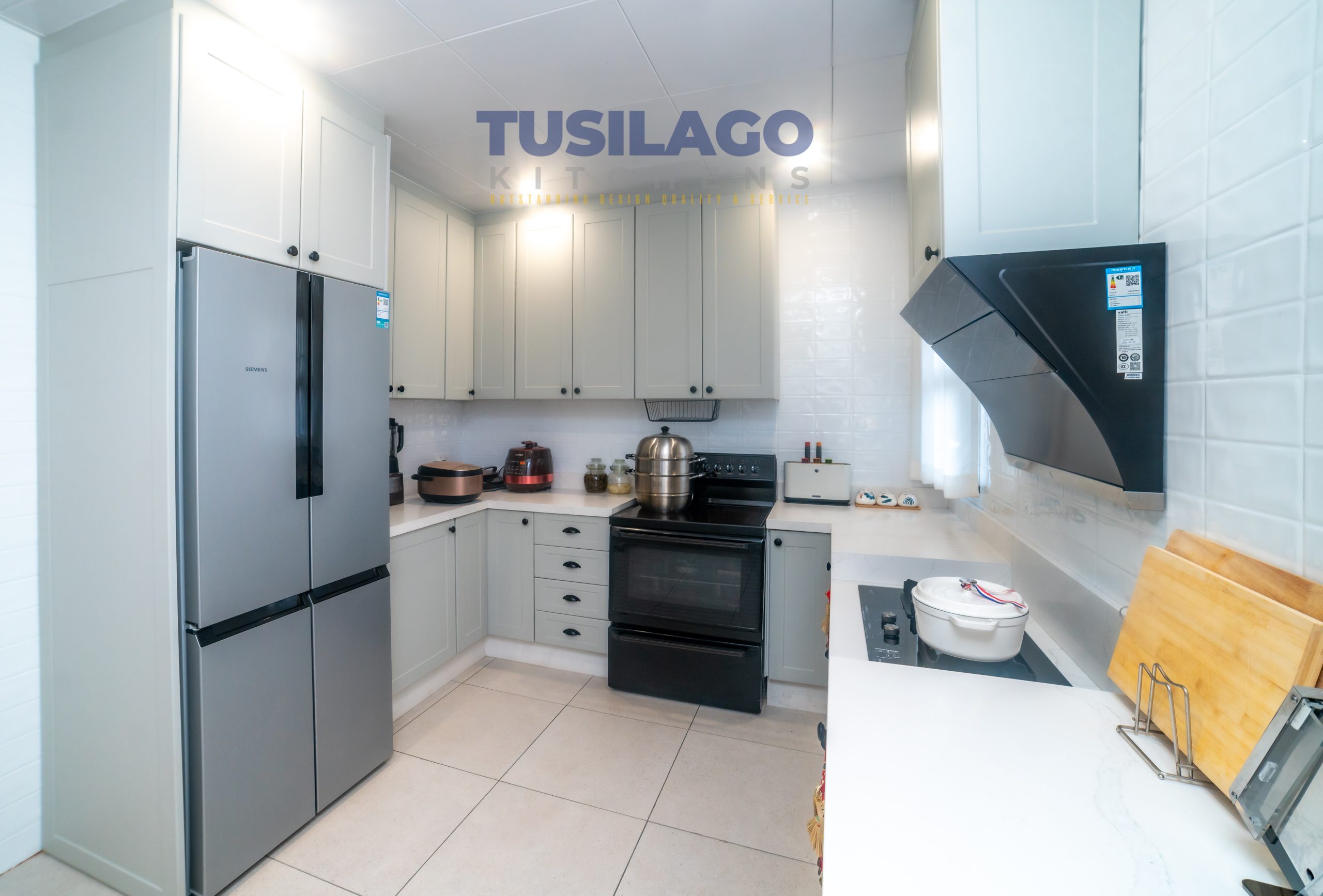 Tusilago Kitchen U-Shaped Kitchen